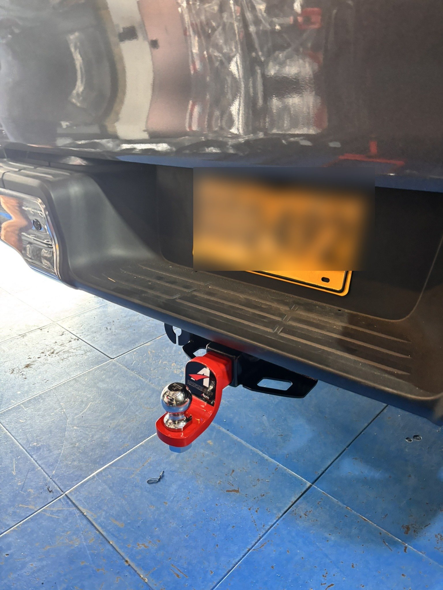 Instalación tiro de arrastre Toyota Hilux