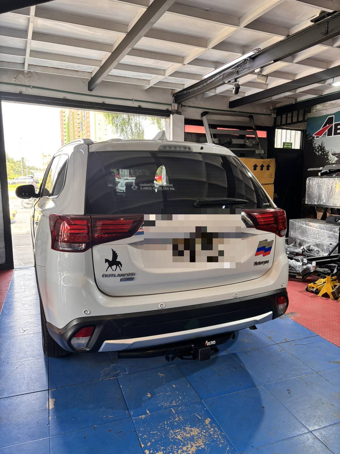 Instalación tiro de arrastre Mitsubishi Outlander