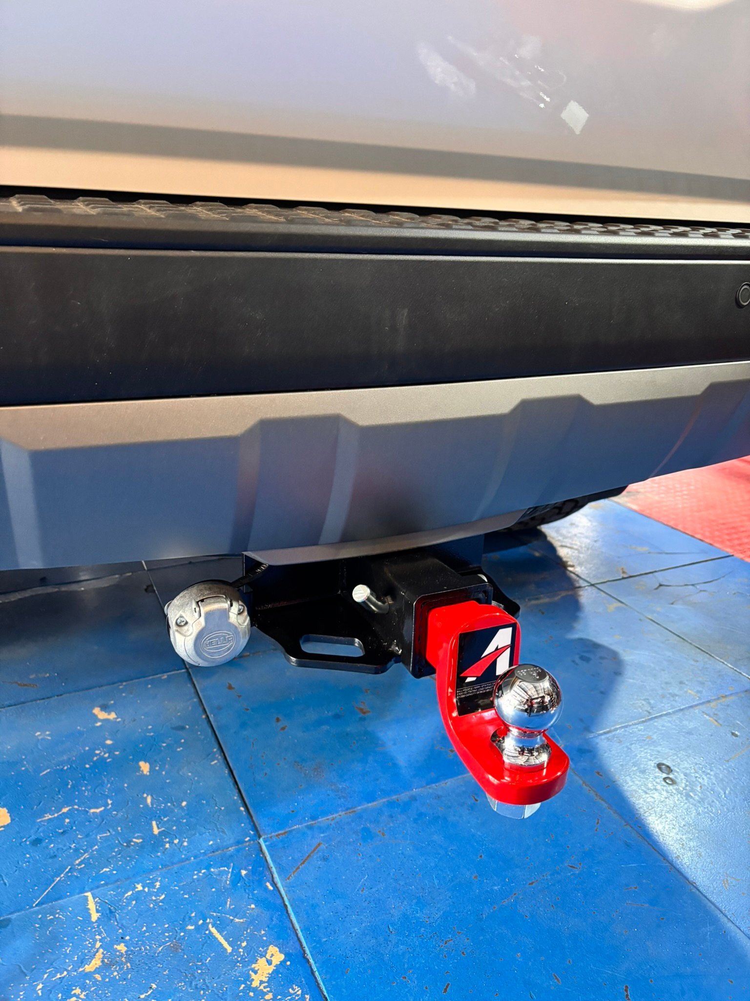 Instalación tiro de arrastre Toyota Prado