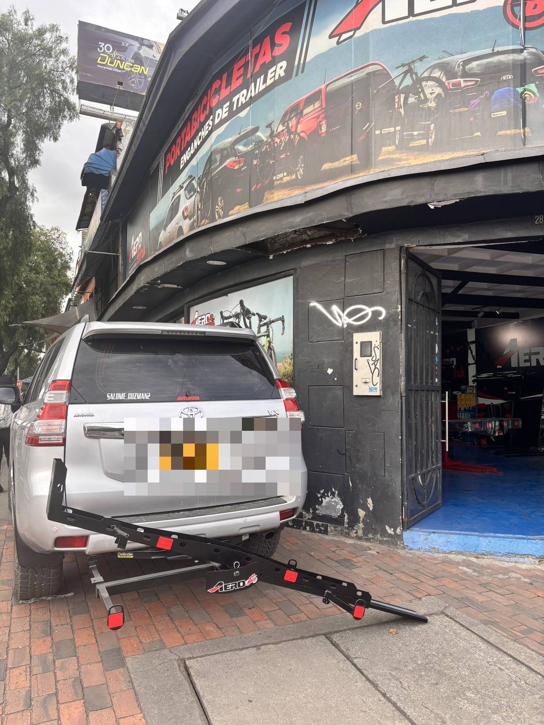 Instalación tiro de arrastre Toyota Prado